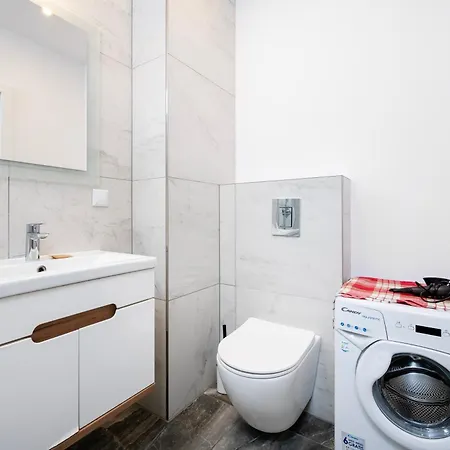 Manufaktura Comfort By Bookinghost